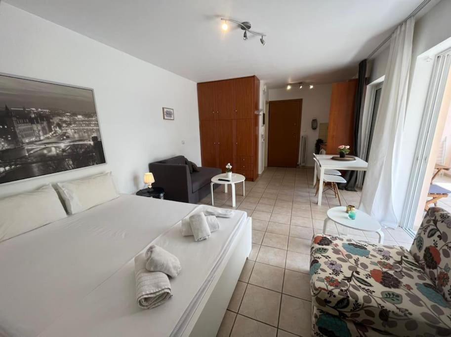 Modern Studio Large Veranda -Metro Station Suggrou Apartment Atena Exterior foto