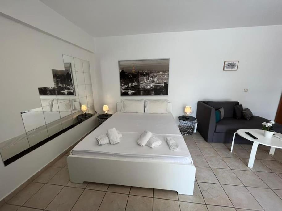 Modern Studio Large Veranda -Metro Station Suggrou Apartment Atena Exterior foto