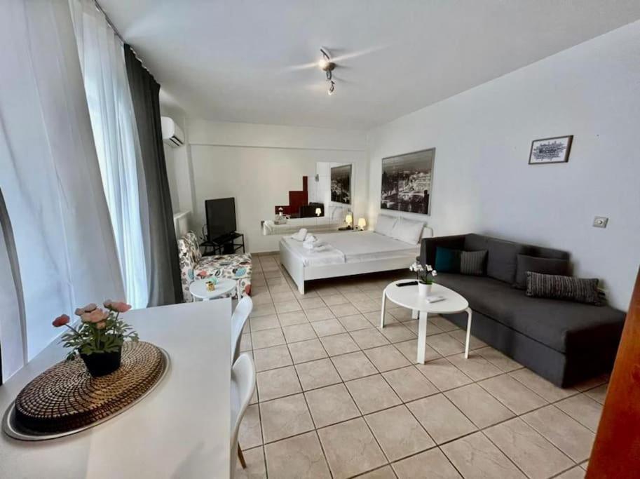 Modern Studio Large Veranda -Metro Station Suggrou Apartment Atena Exterior foto
